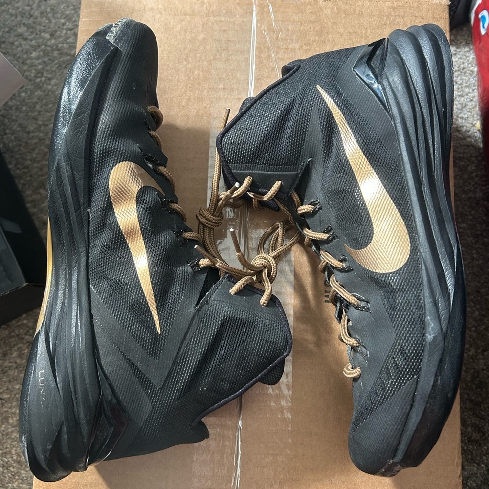 Nike Hyperdunk - image 4